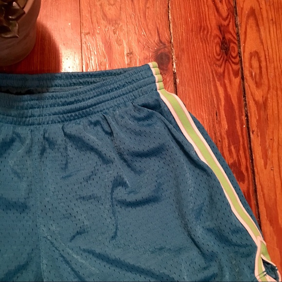 XS CHAMPION workout shorts - Picture 2 of 4